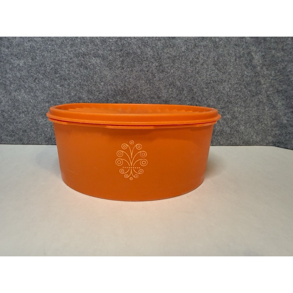 Tupperware Canister 1204 Round Orange W/ Lid Servalier 8x3 Vintage